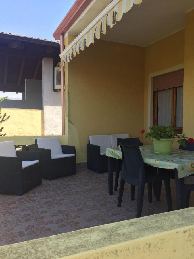 B&B Anna Piscinas Exterior foto